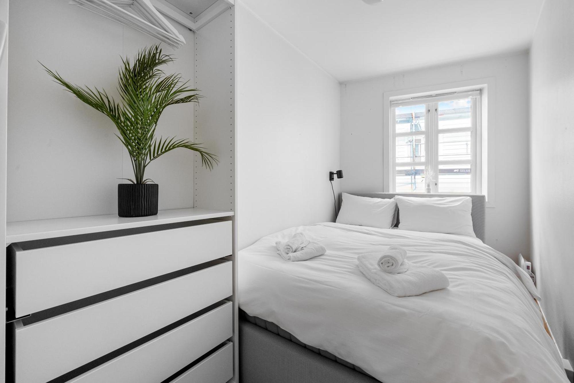 Homerentals Apartments - Behind Bryggen & Historic Cobblestone Streets - 2 Floor Renovated From February 2025 Bergen Ngoại thất bức ảnh