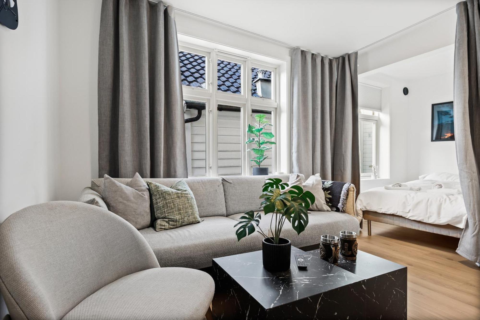 Homerentals Apartments - Behind Bryggen & Historic Cobblestone Streets - 2 Floor Renovated From February 2025 Bergen Ngoại thất bức ảnh